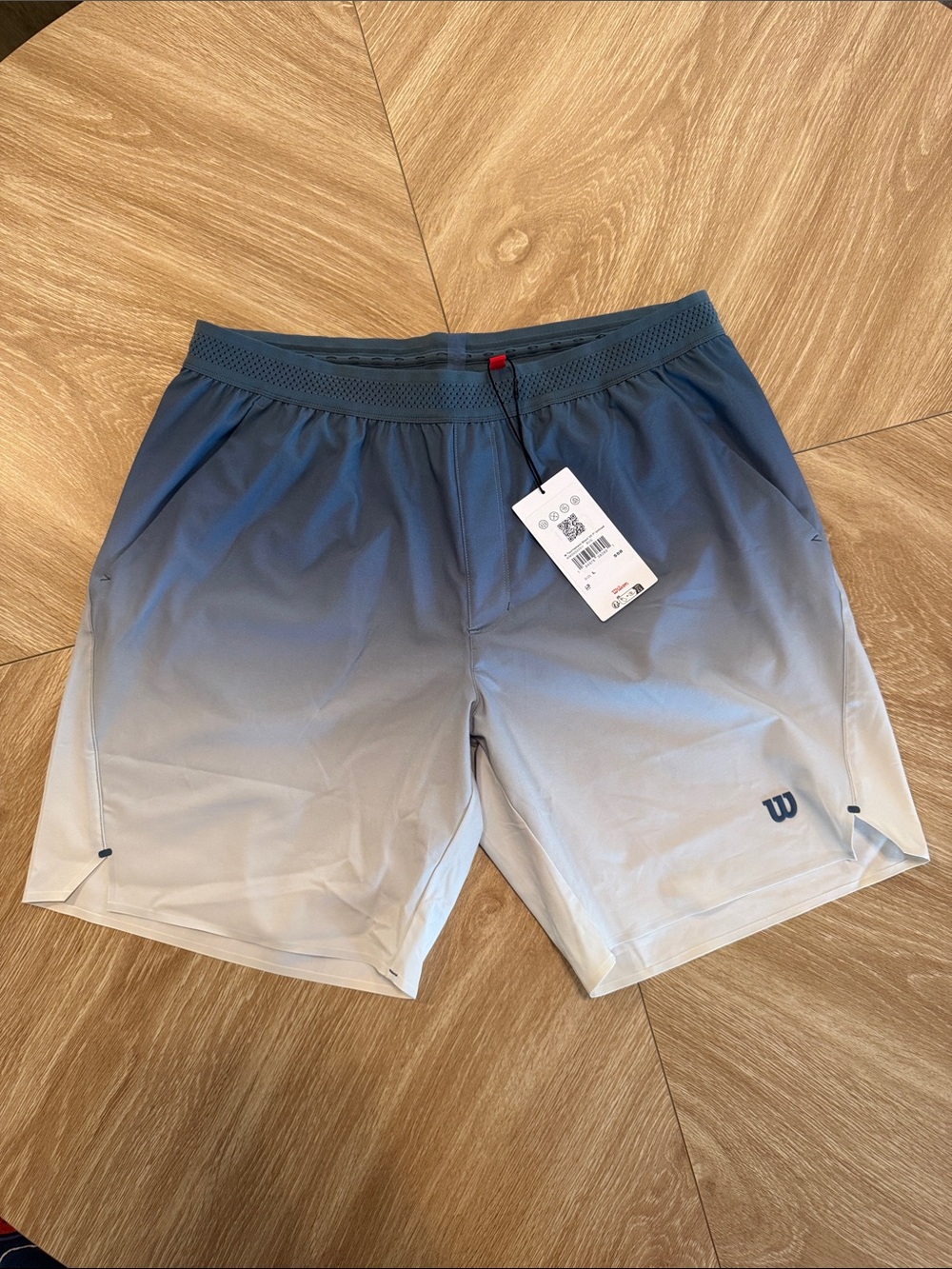 Wilson Men’s Blue to Light Gray Ombre Athletic Shorts
